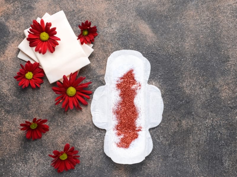Phân Biệt Dấu Hiệu Sắp Đến Tháng Và Có Thai
