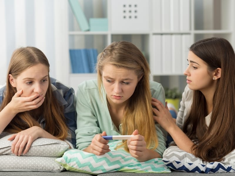 Phân Biệt Máu Báo Thai Và Máu Kinh